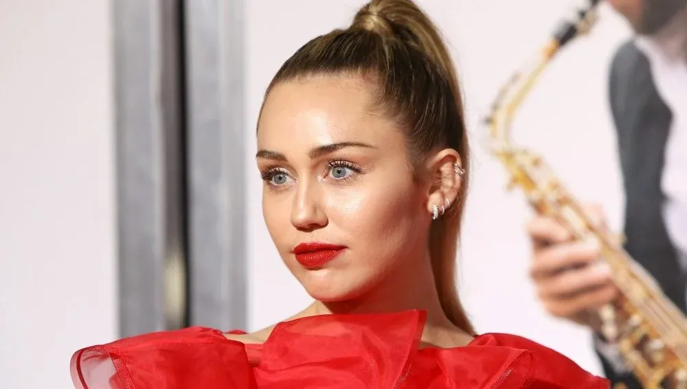 Miley Cyrus Net Worth 2026: Income, Fortune & Career Wealth